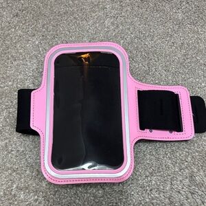 BOGO FREE 
Armband Phone Holder